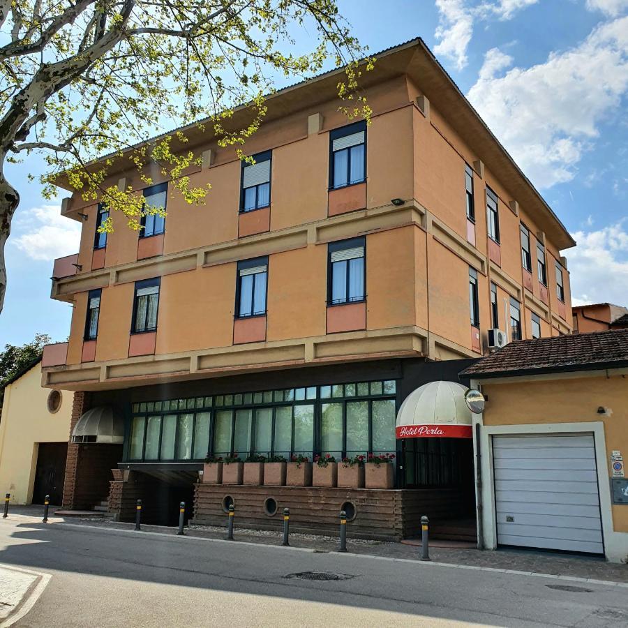 Hotel Perla Massa Lombarda Kültér fotó