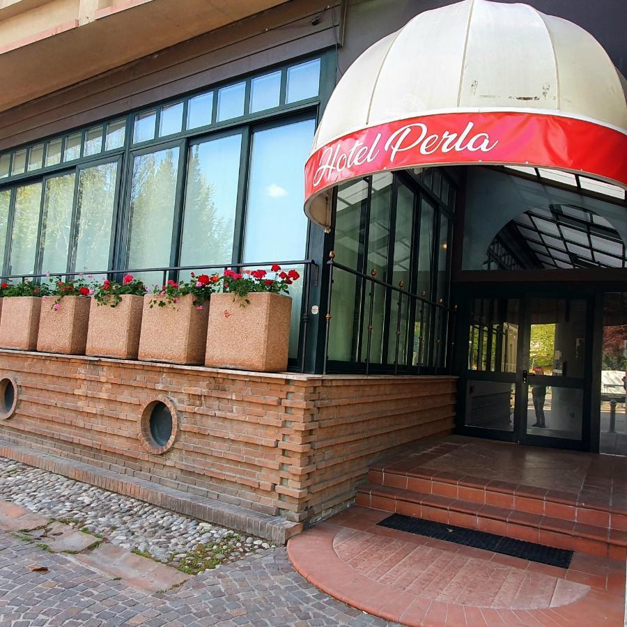 Hotel Perla Massa Lombarda Kültér fotó