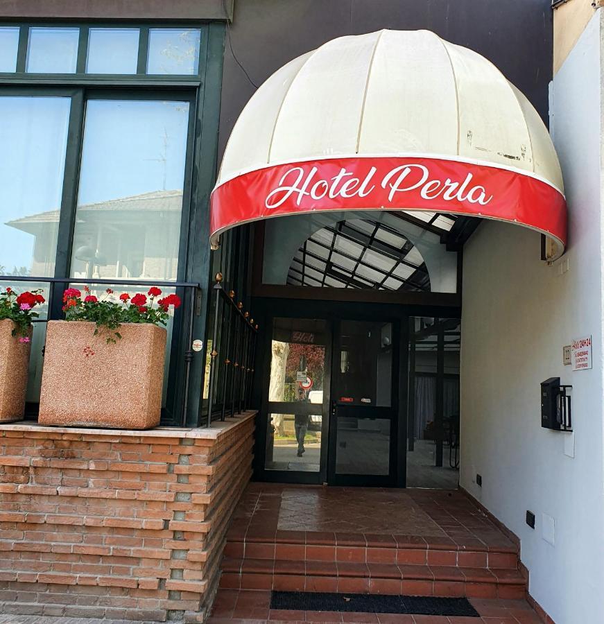 Hotel Perla Massa Lombarda Kültér fotó